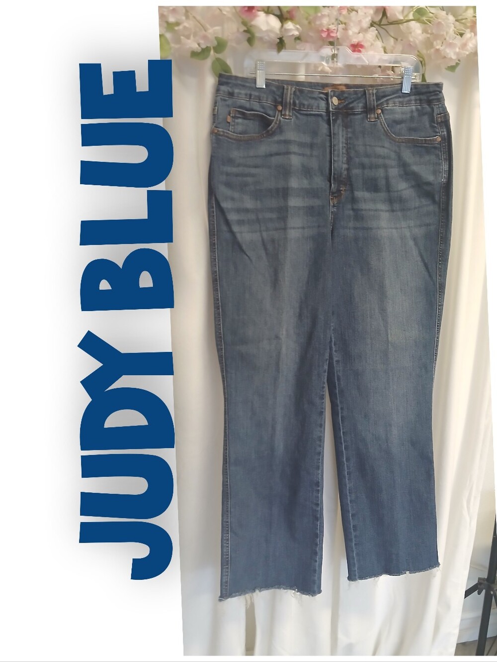 Judy Blue Mid-Blue Cropped Straight Ankle Jeans Size 18W